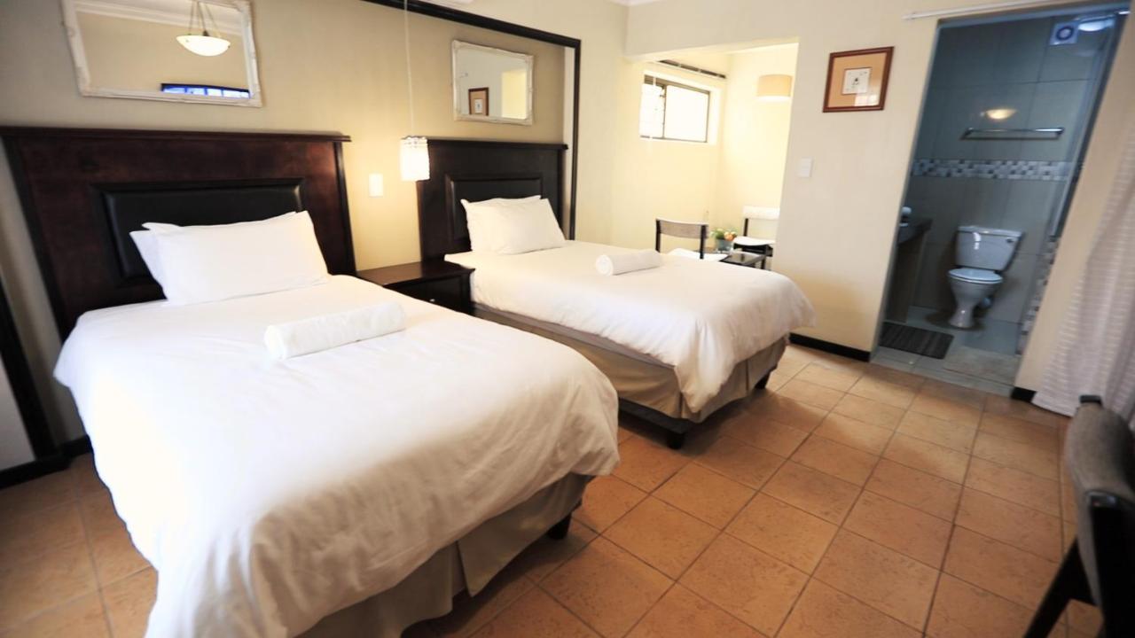 Floreat Riverside Lodge And Spa Sabie Esterno foto