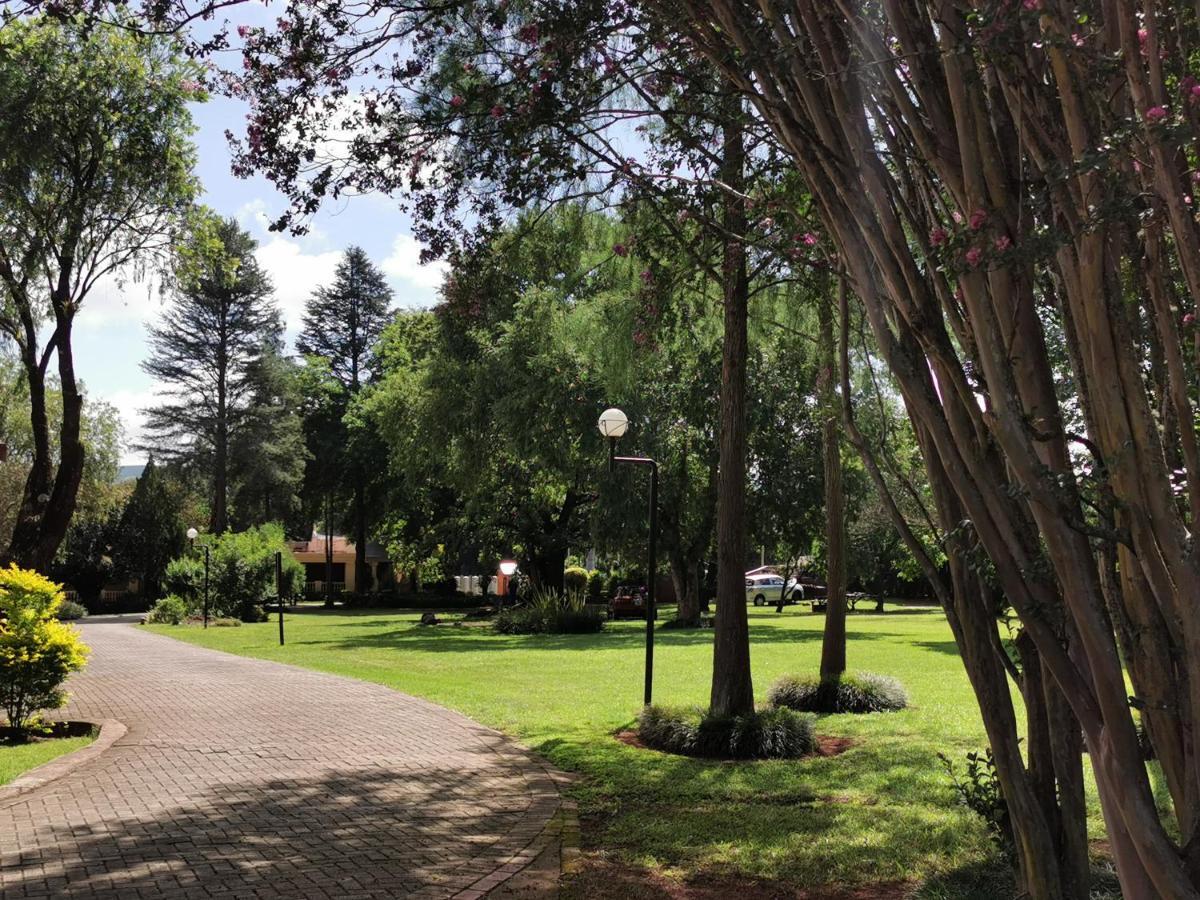 Floreat Riverside Lodge And Spa Sabie Esterno foto