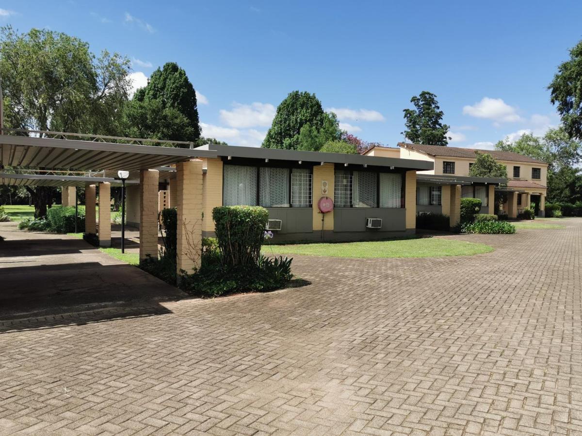 Floreat Riverside Lodge And Spa Sabie Esterno foto